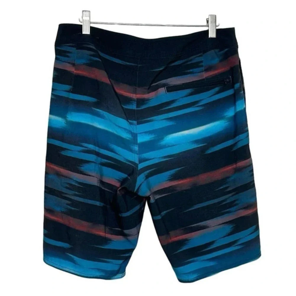 American Eagle Outfitters M mens blue black red print swimsuit with 3‎ pockets